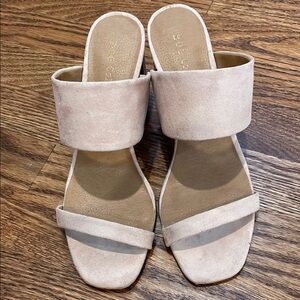 Women's Beige Heels